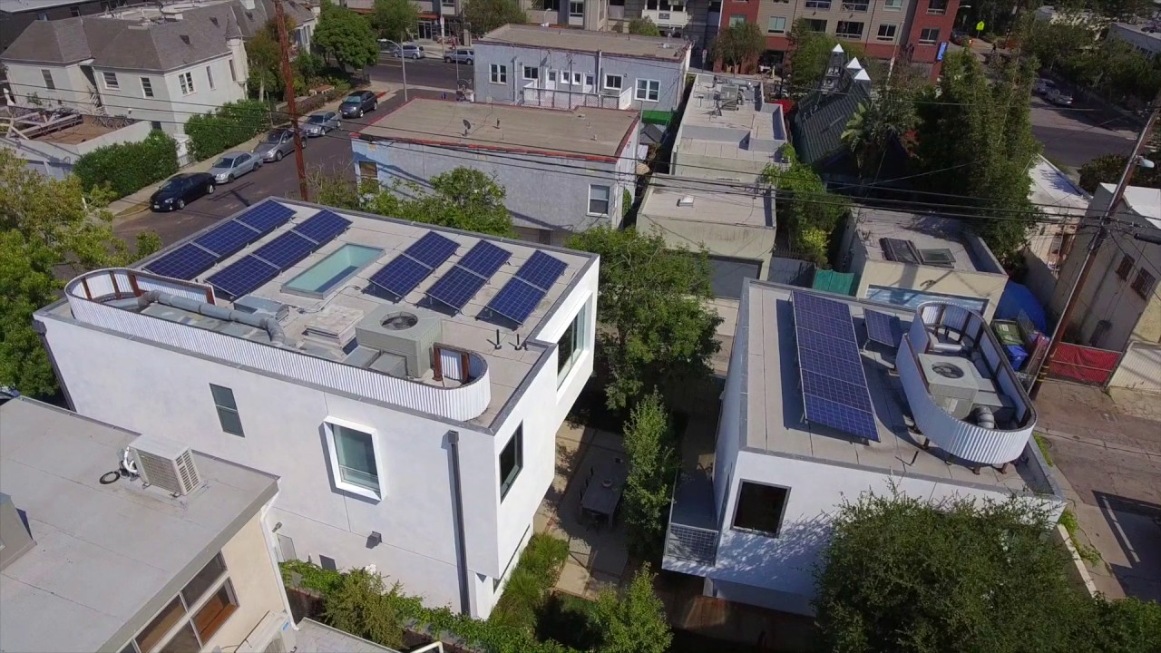 A Glenn Lyons Custom Homes project in Venice, California