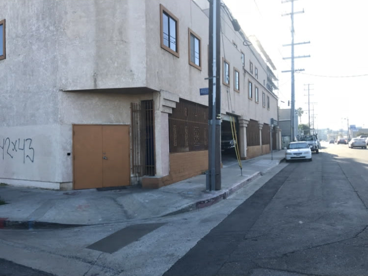 4030 Del Rey Avenue, image 2 of 8
