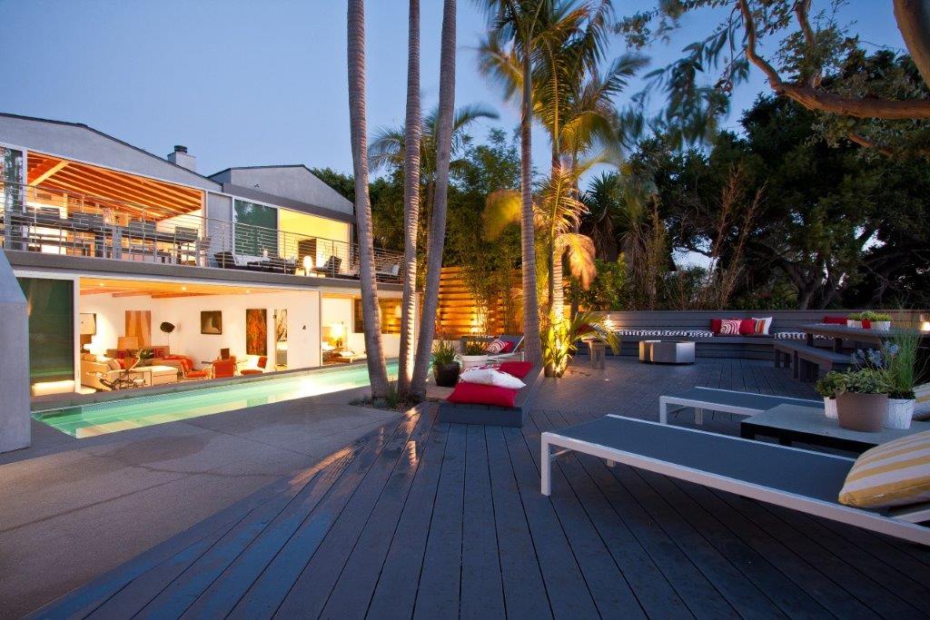 559 Radcliffe Drive, image 1 of 8
